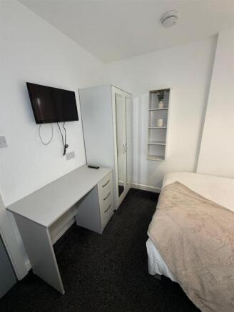Room 6.jpeg