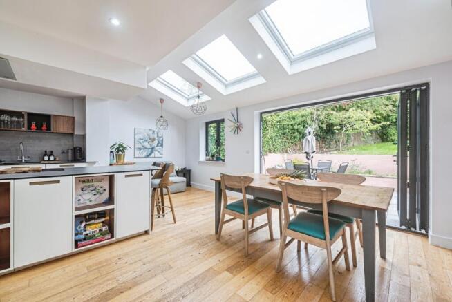 Kitchen dining room