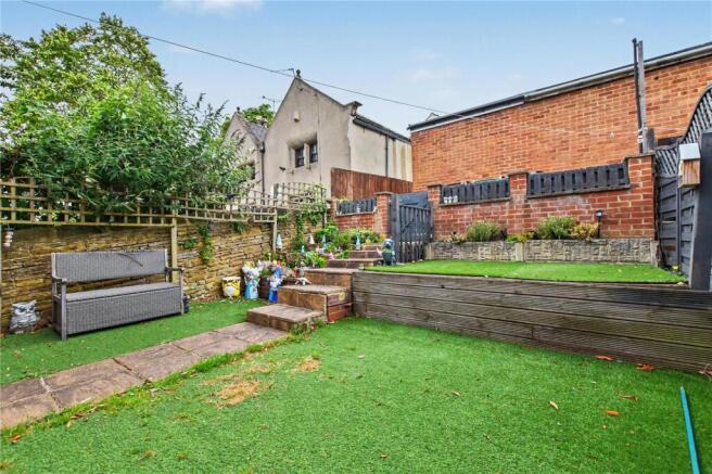 3 bed Town House for sale Image 6