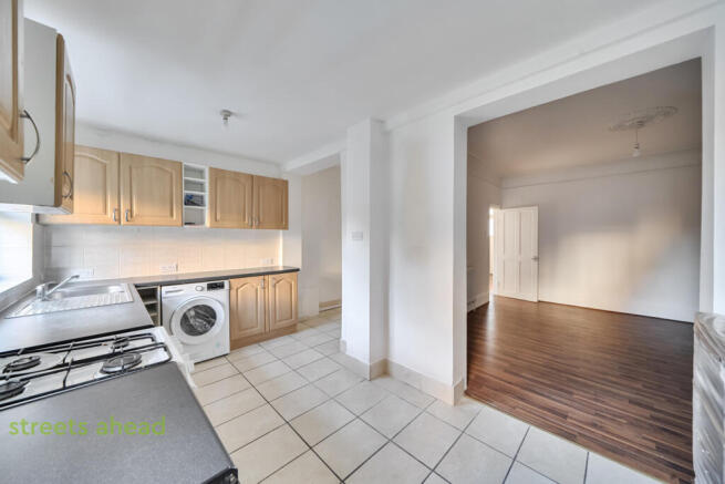 0f964c82-6e75-453...