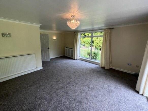 Flat 4 Beaulieu 16, Leicester Road, Altrincham, WA15 9QA photo 4