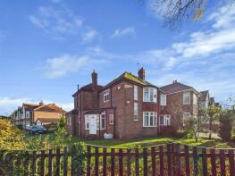 323, Beverley Road, Hull HU10 7BE