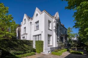 42, Carlton Hill, London NW8 0ES