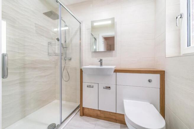 Shower Room / Wc