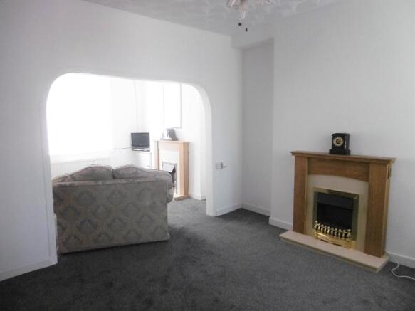 Lounge/Dining Room