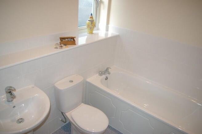 1 OF THE 3 EN SUITES