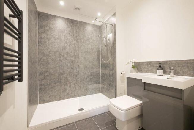 SHOWER ROOM
