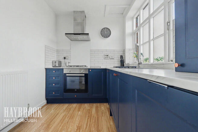 2 bed Apartment for sale Image 7