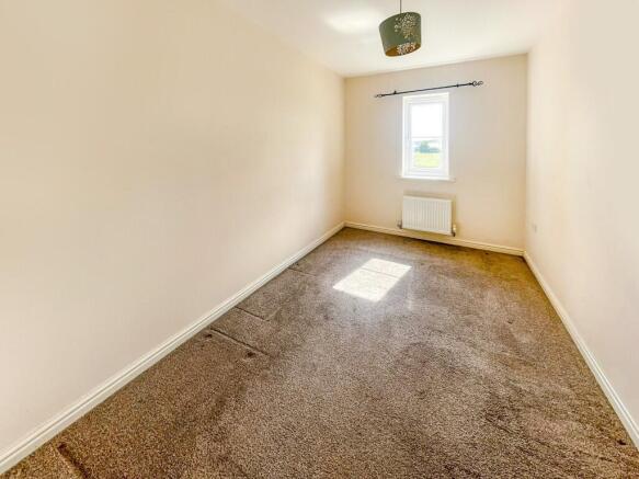 2 bed Apartment for sale Image 10