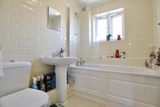 Bathroom.jpg