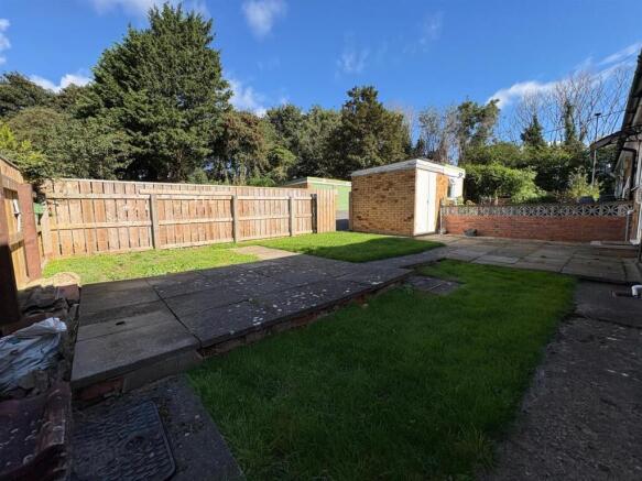 2 bed Detached Bungalow for sale Image 10