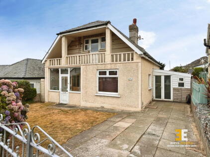 Gogarth Avenue, Dwygyfylchi, LL34