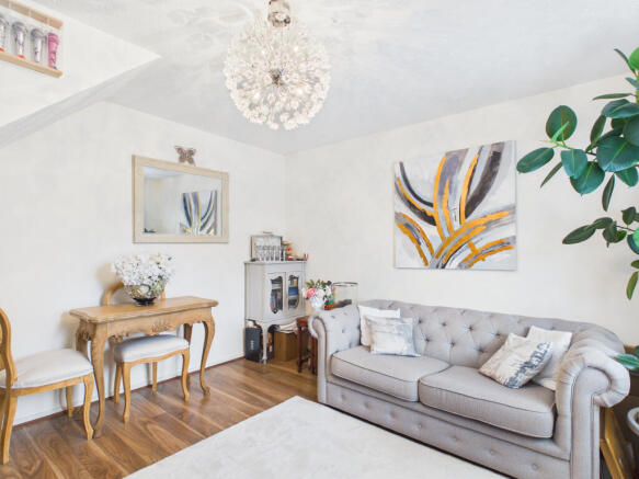 CAM02536G0-PR0060-STILL001