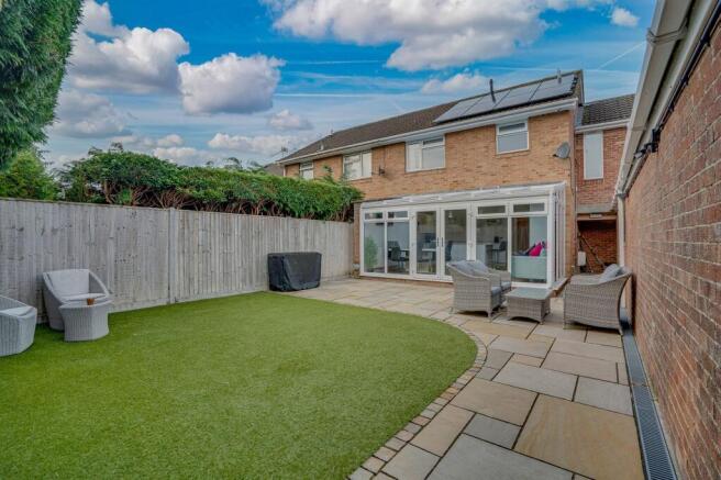 Selhurst Way, Fair Oak, SO50 photo 3