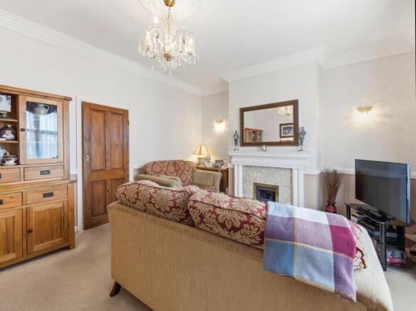 2 bed Semi-Detached for sale Image 6