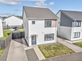 30, Castleview Place, Dundee DD4 0FH
