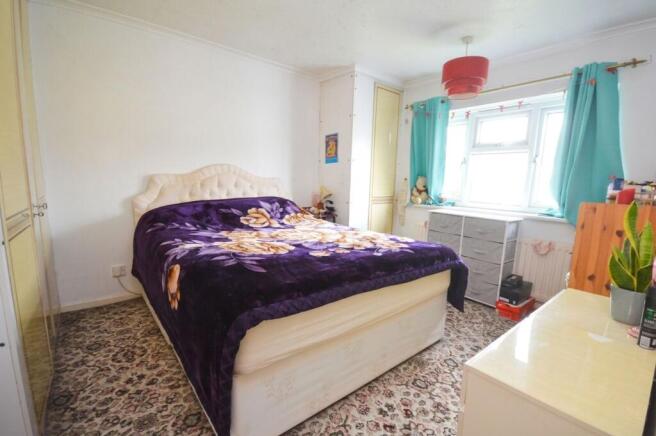 3 bed Semi-Detached for sale Image 9