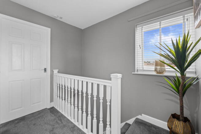 3 bed Semi-Detached for sale Image 12