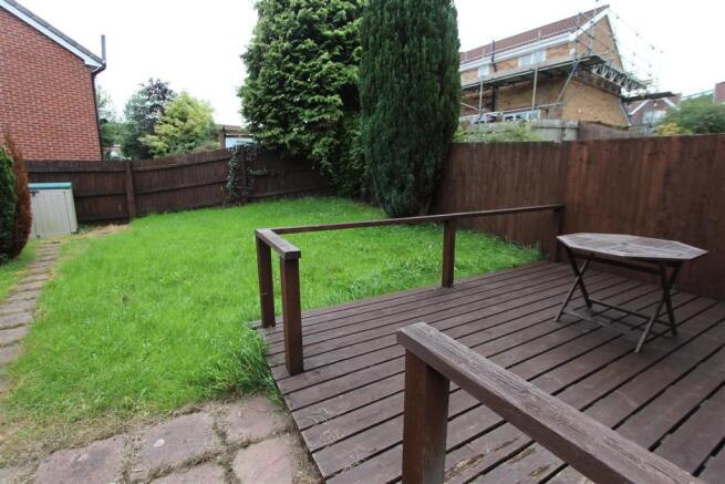24 MEADOW WAY 005.JPG
