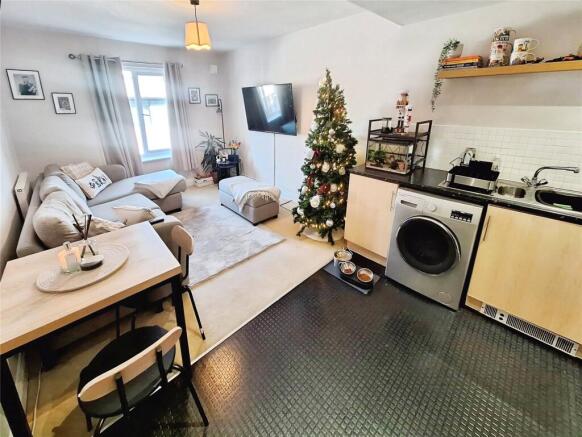 Lounge/Diner/Kitchen