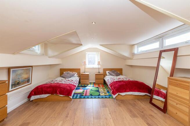Bed 6