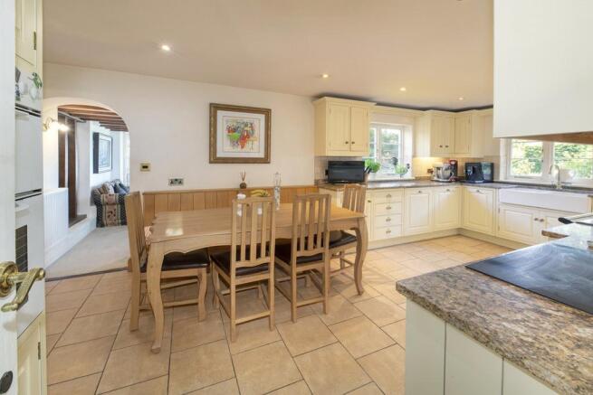 Kitchen/Breakfast
