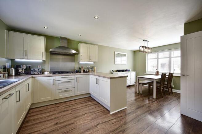 Kitchen diner