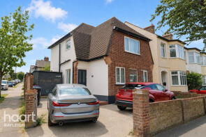 51, Sandown Avenue, Westcliff-on-sea SS0 9YA