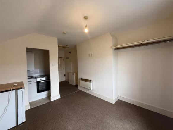 Studio Room