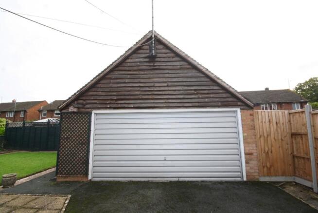 19' Double Garage
