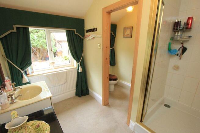Cloakroom/shower