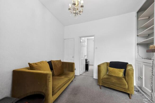 3 bed Terraced for sale Image 6
