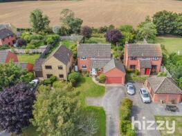 25, Castle Road, Ipswich IP7 6JP