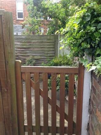 Photo 6