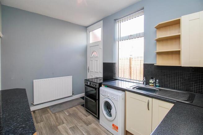 2 bed Terraced for sale Image 5