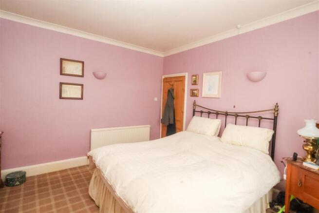 4 bed End of Terrace for sale Image 6