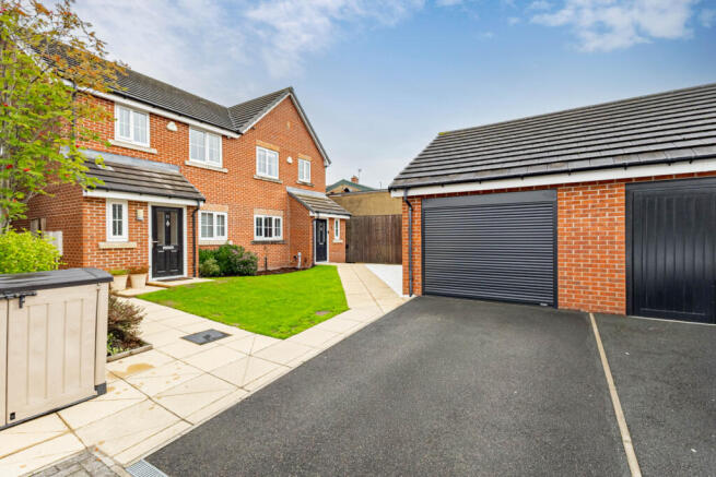 3 Bedroom Semi Detached for Sale