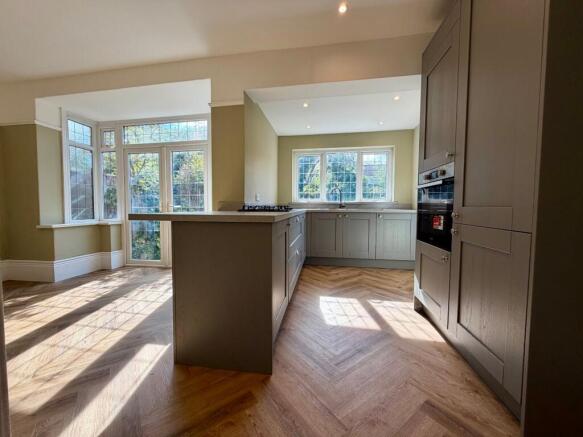 Kitchen Dining Area