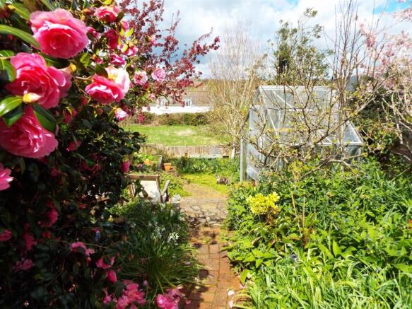 Garden 3.jpg