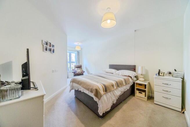 1 bed Apartment for sale Image 7