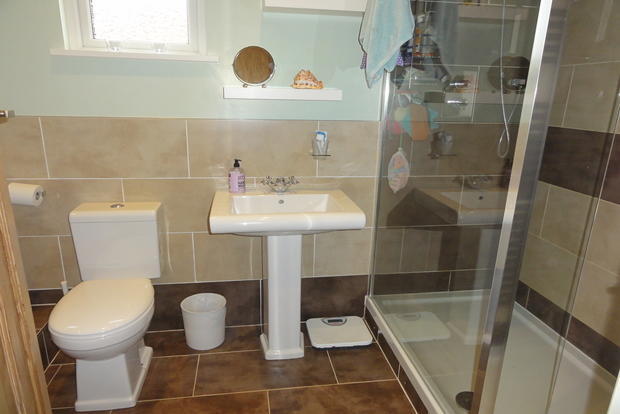 Bathroom/W.C/Shower