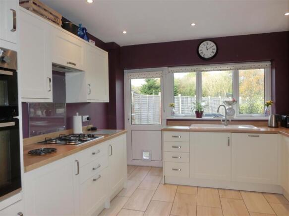 REFITTED KITCHEN