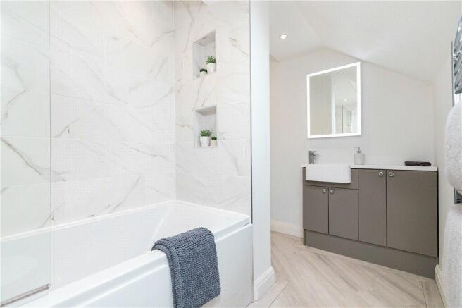 En Suite 1