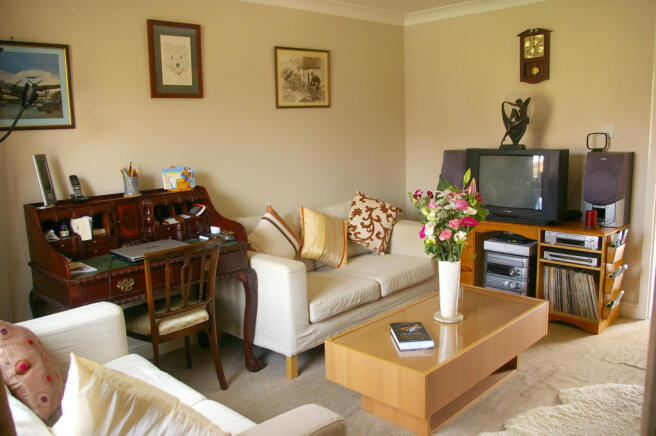 Lounge 2