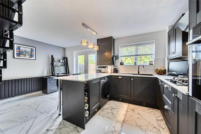 Kitchen/Breakfast Rm