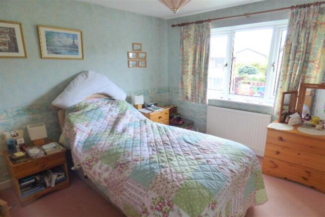 Bedroom+