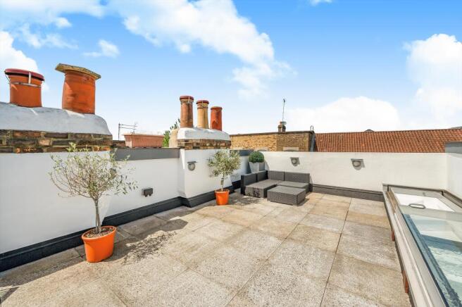 Photo 16