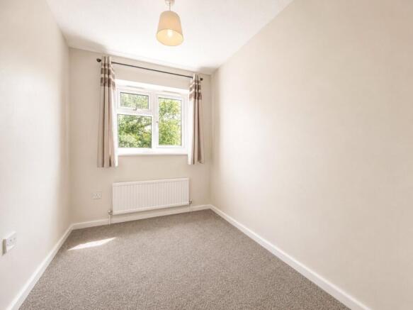 3 bed Terraced for sale Image 8