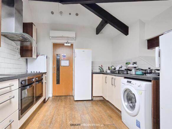 1 bed Flat for sale Image 6