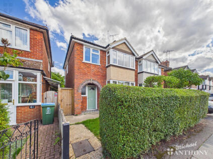 Walton Way, Aylesbury